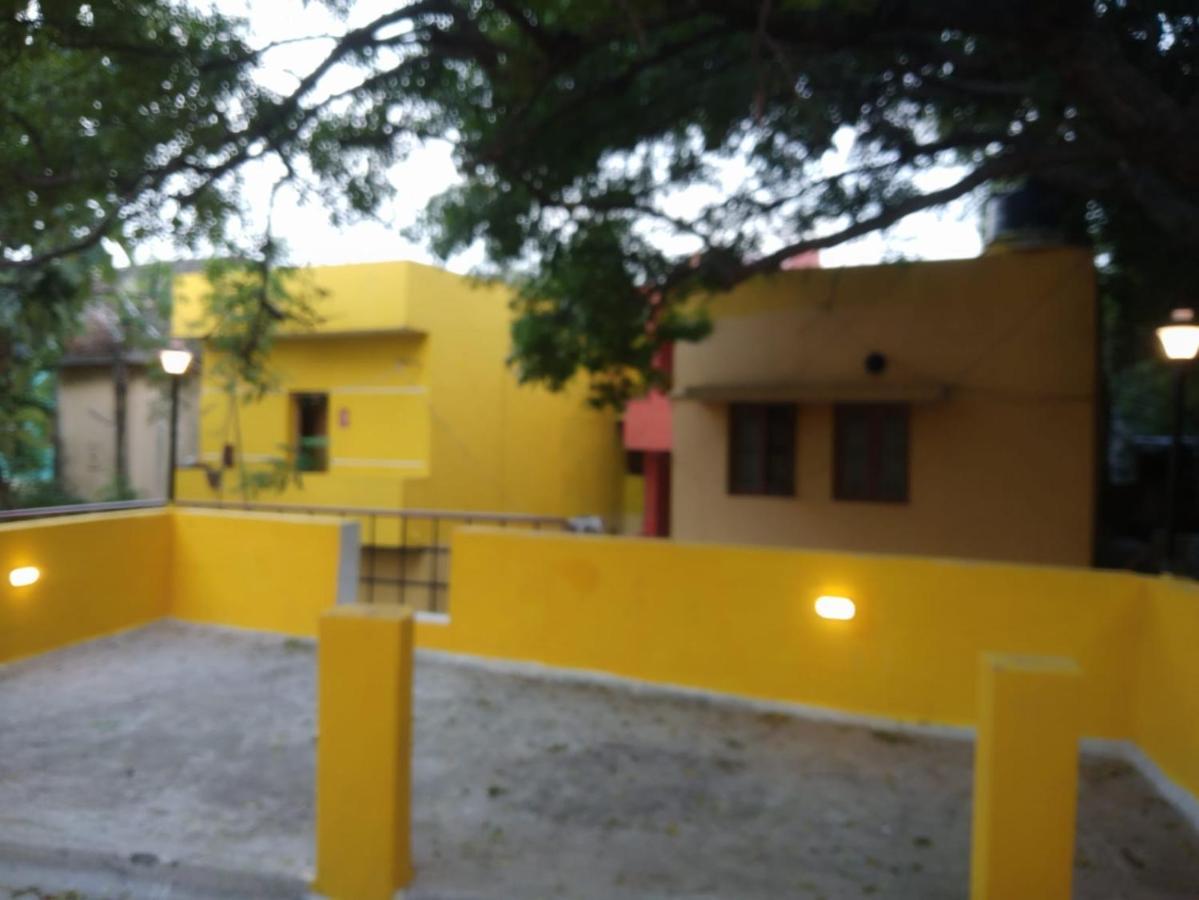 Nks Homestay Pondicherry Exteriör bild