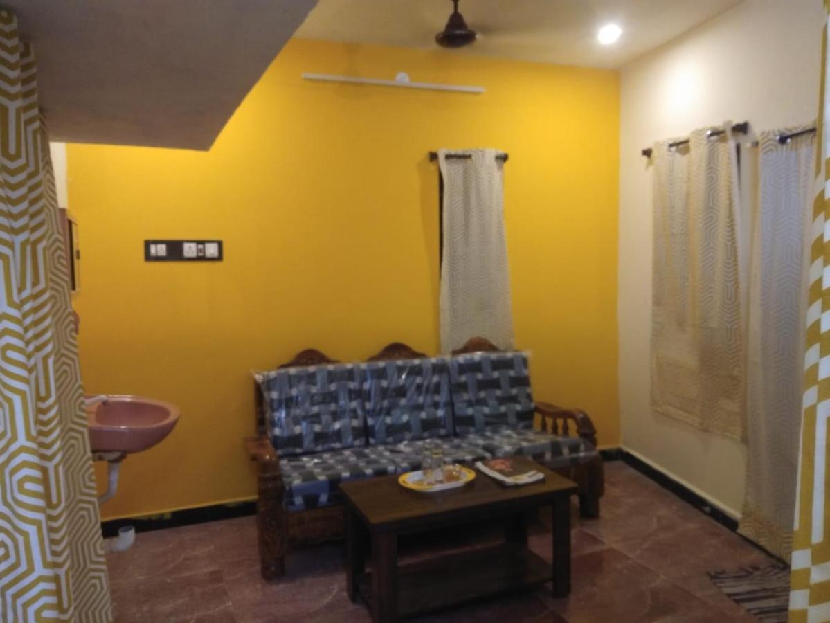 Nks Homestay Pondicherry Exteriör bild