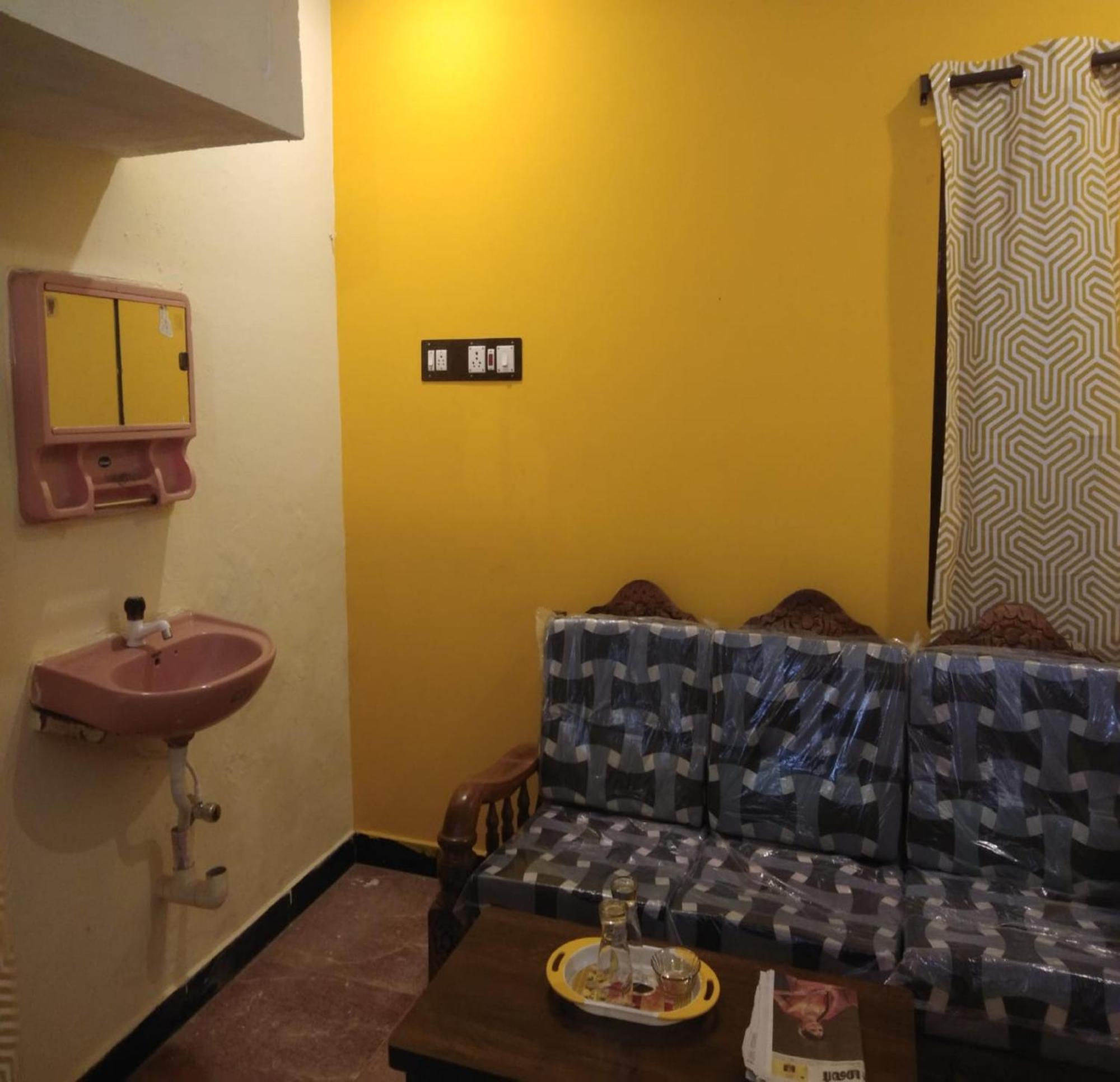 Nks Homestay Pondicherry Exteriör bild